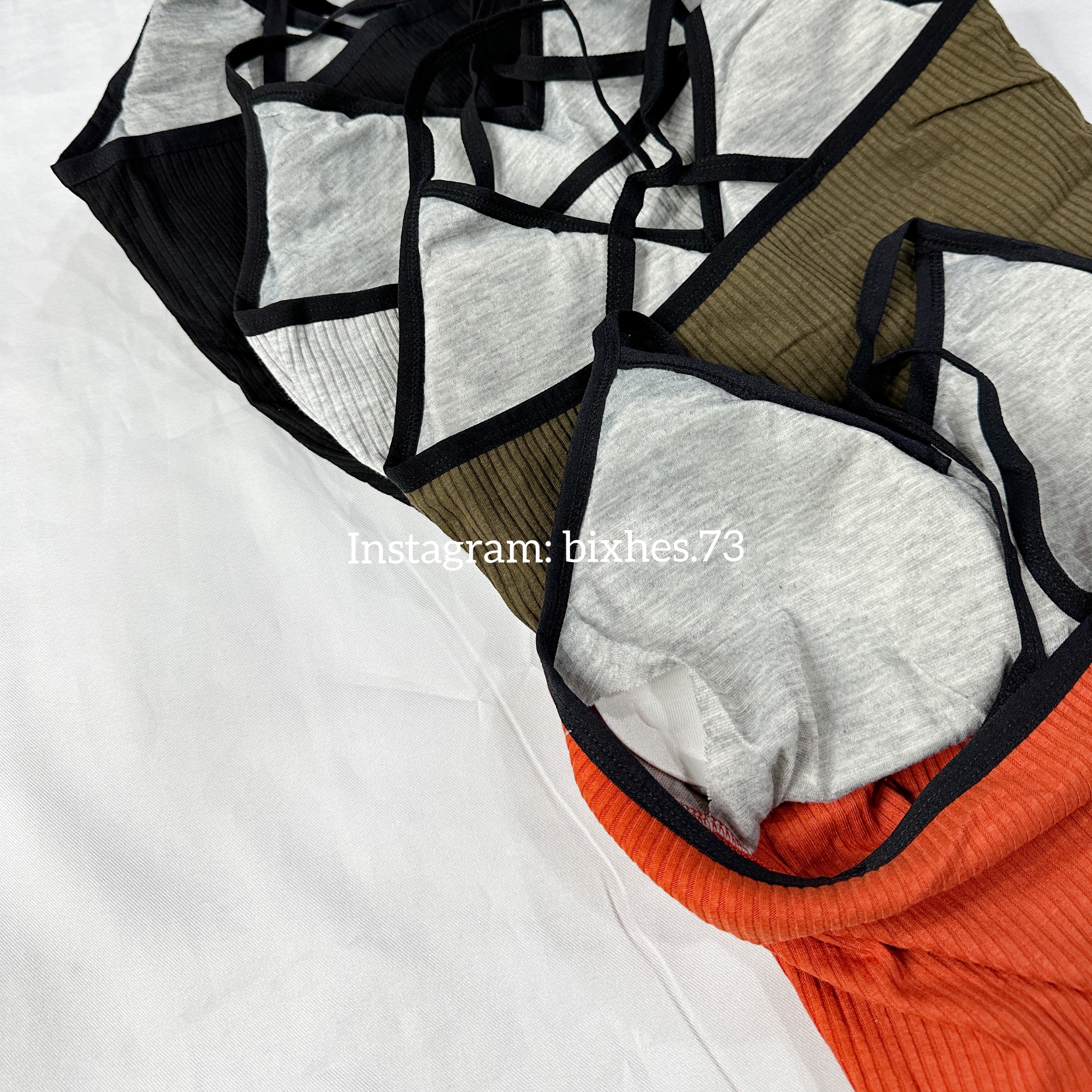 螺紋露背帶墊背心(C00037)