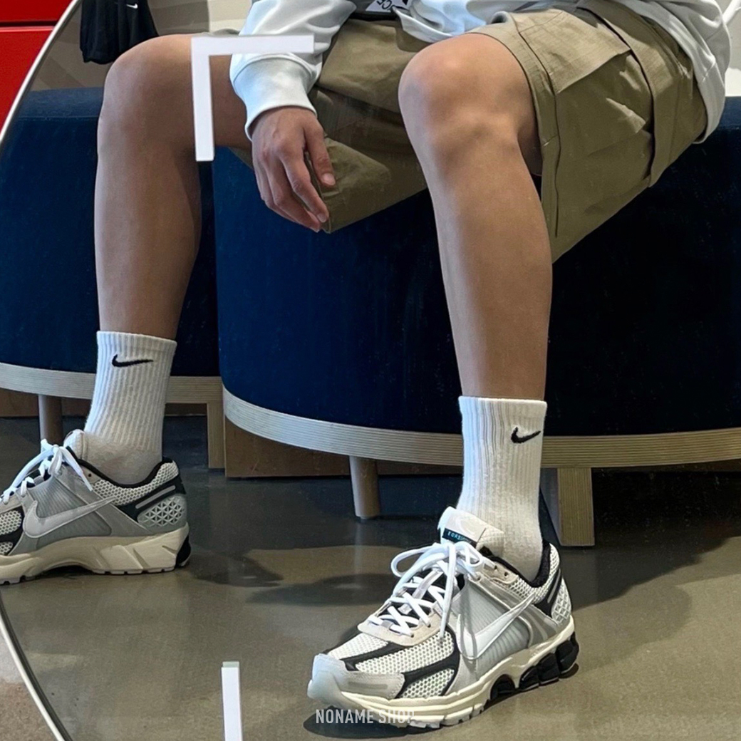 NIKE ZOOM VOMERO 5 "Pale Ivory" 3M 反光 復古 運動鞋 鋼鐵盔甲 燕麥 (男款)