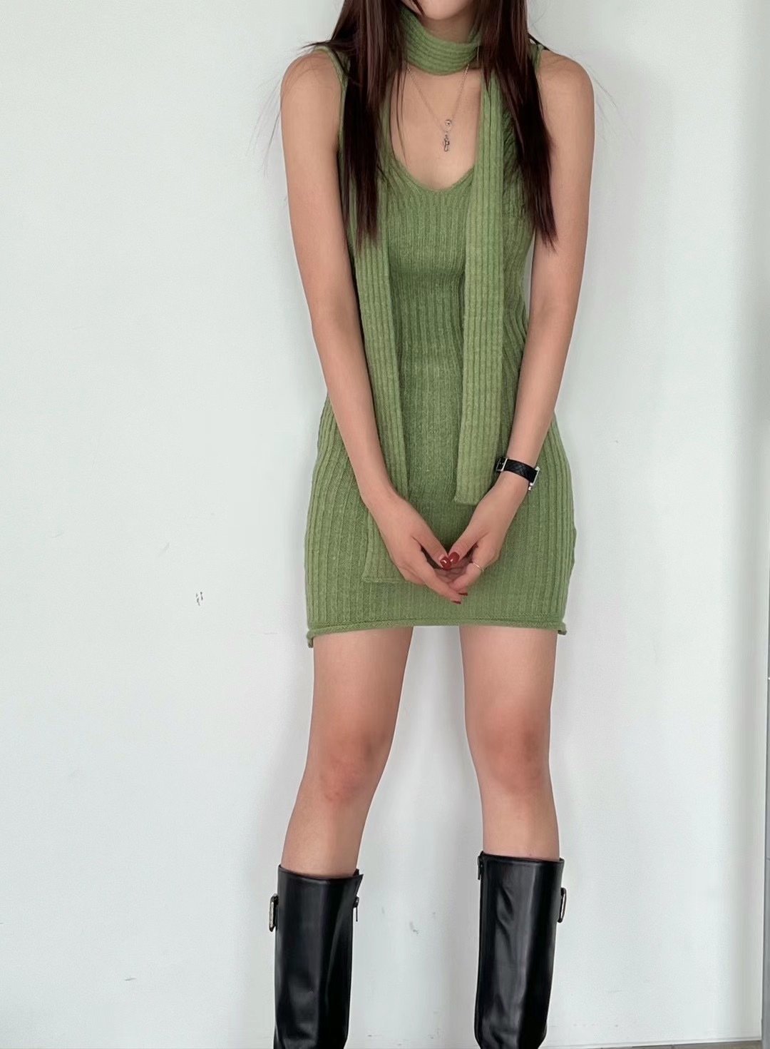 🇰🇷韓國 繞頸 吊帶 針織 包臀裙Set