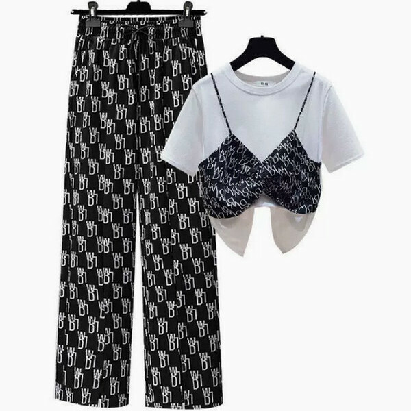 Round neck short-sleeved top + casual wide-leg pants