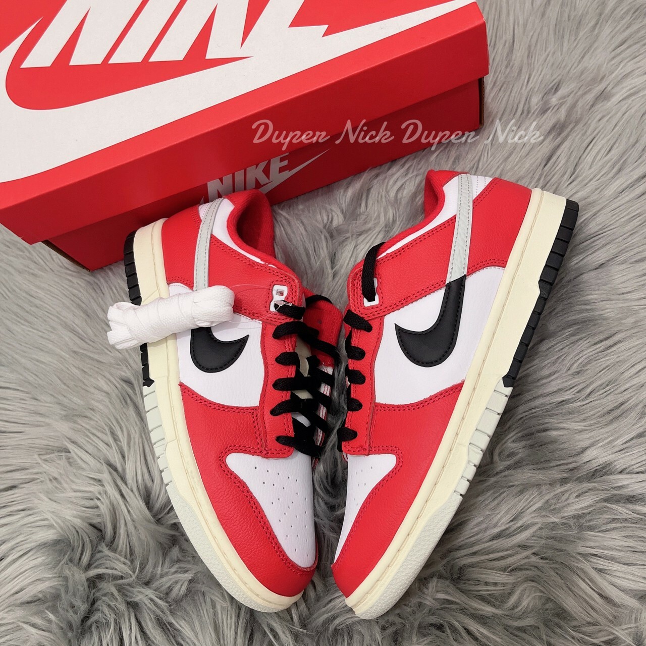 Nike Dunk Low Retro PRM "Chicago Split" 解構芝加哥