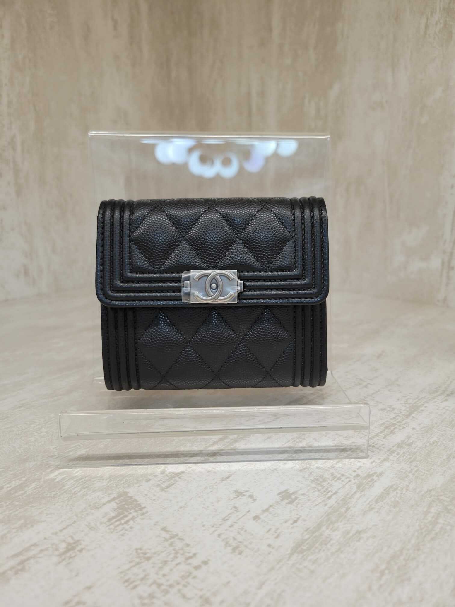 Chanel boy 銀包 A80734 銀扣