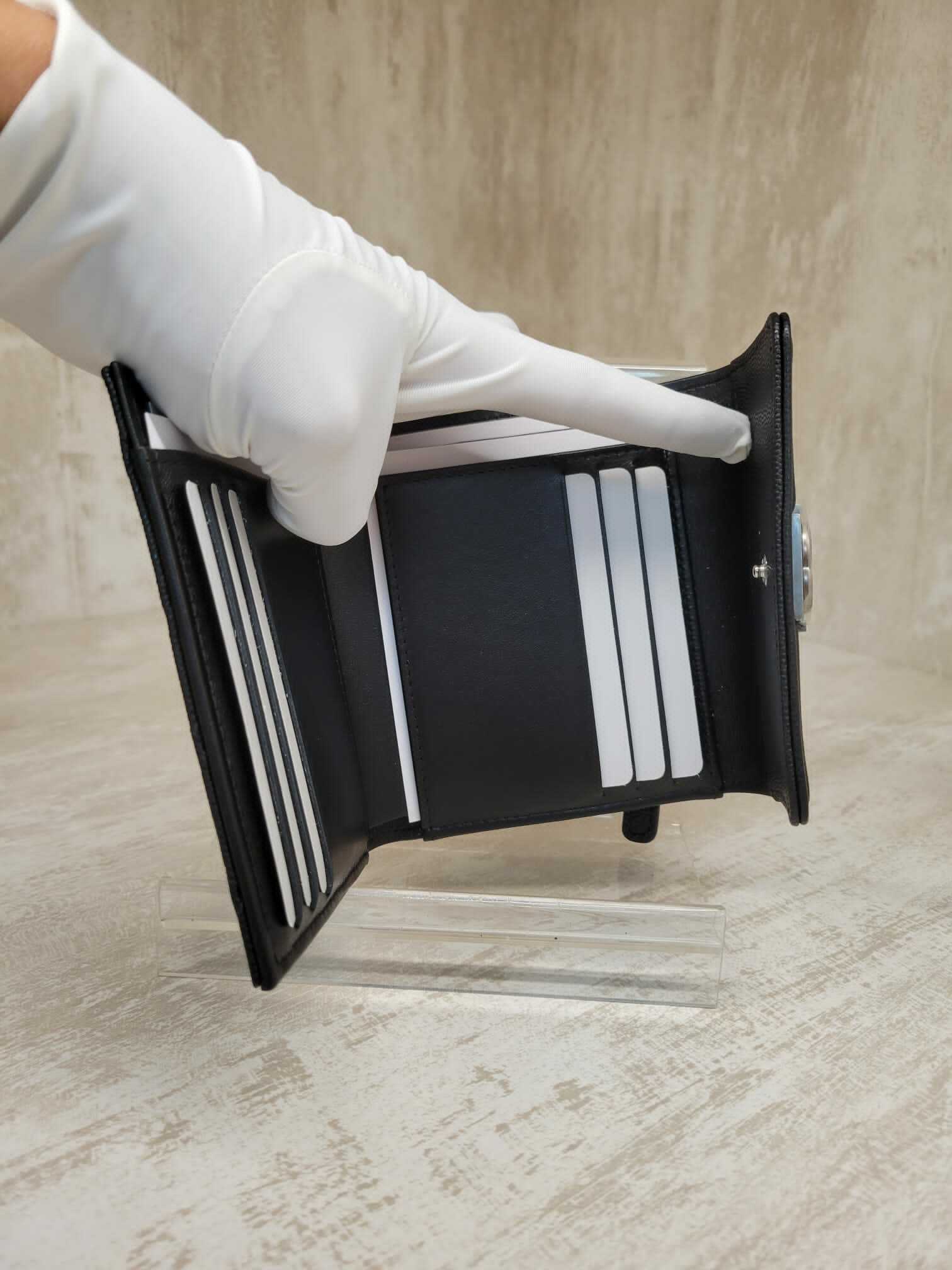 Chanel boy 銀包 A80734 銀扣