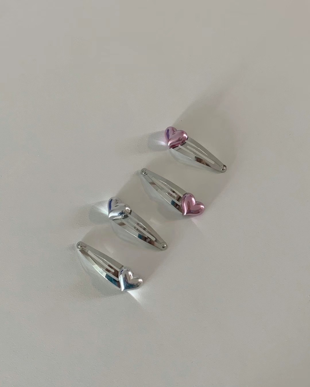 KR Y2K 心心髮夾 2 COLORS