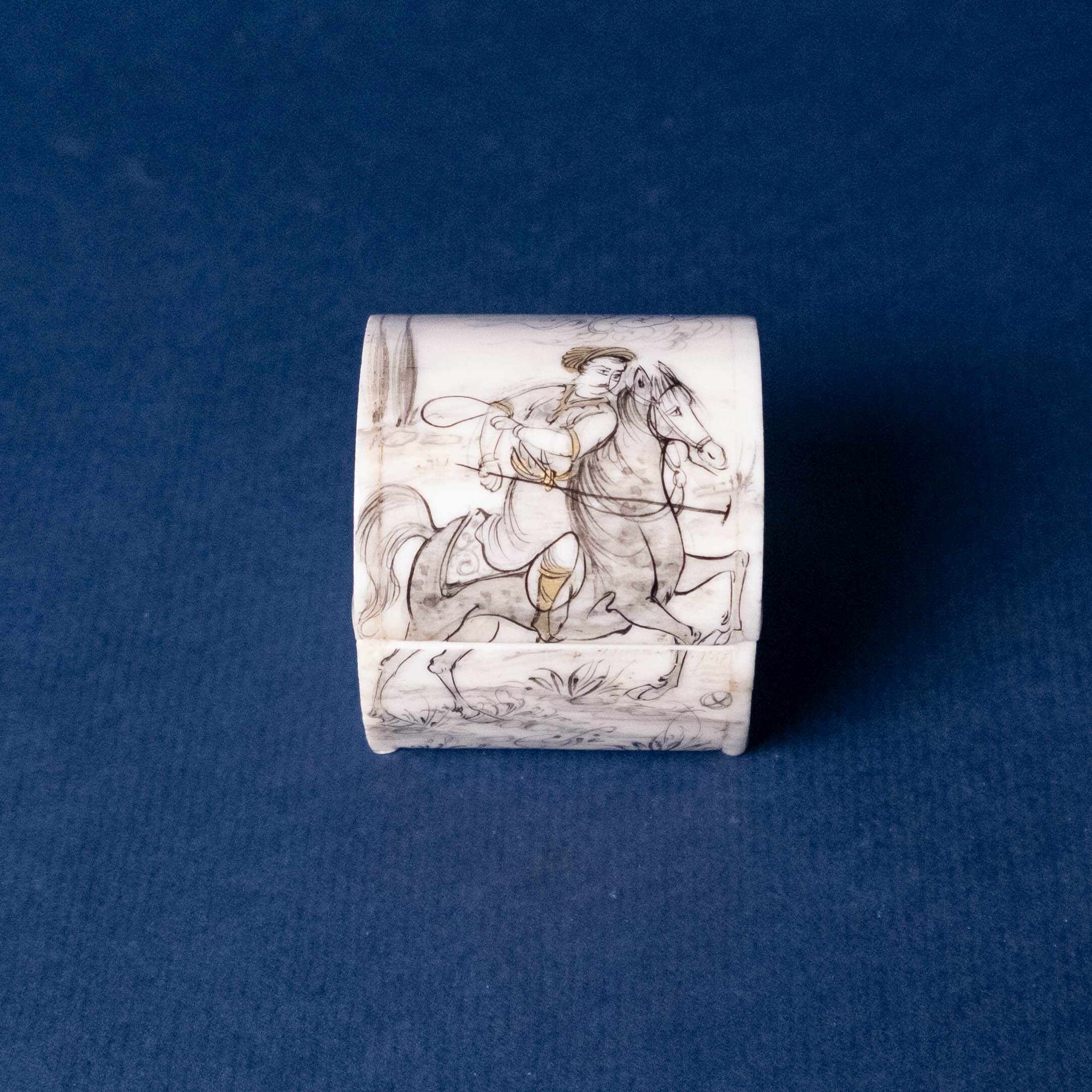 駱駝骨盒玩｜塔卡卜｜伊朗