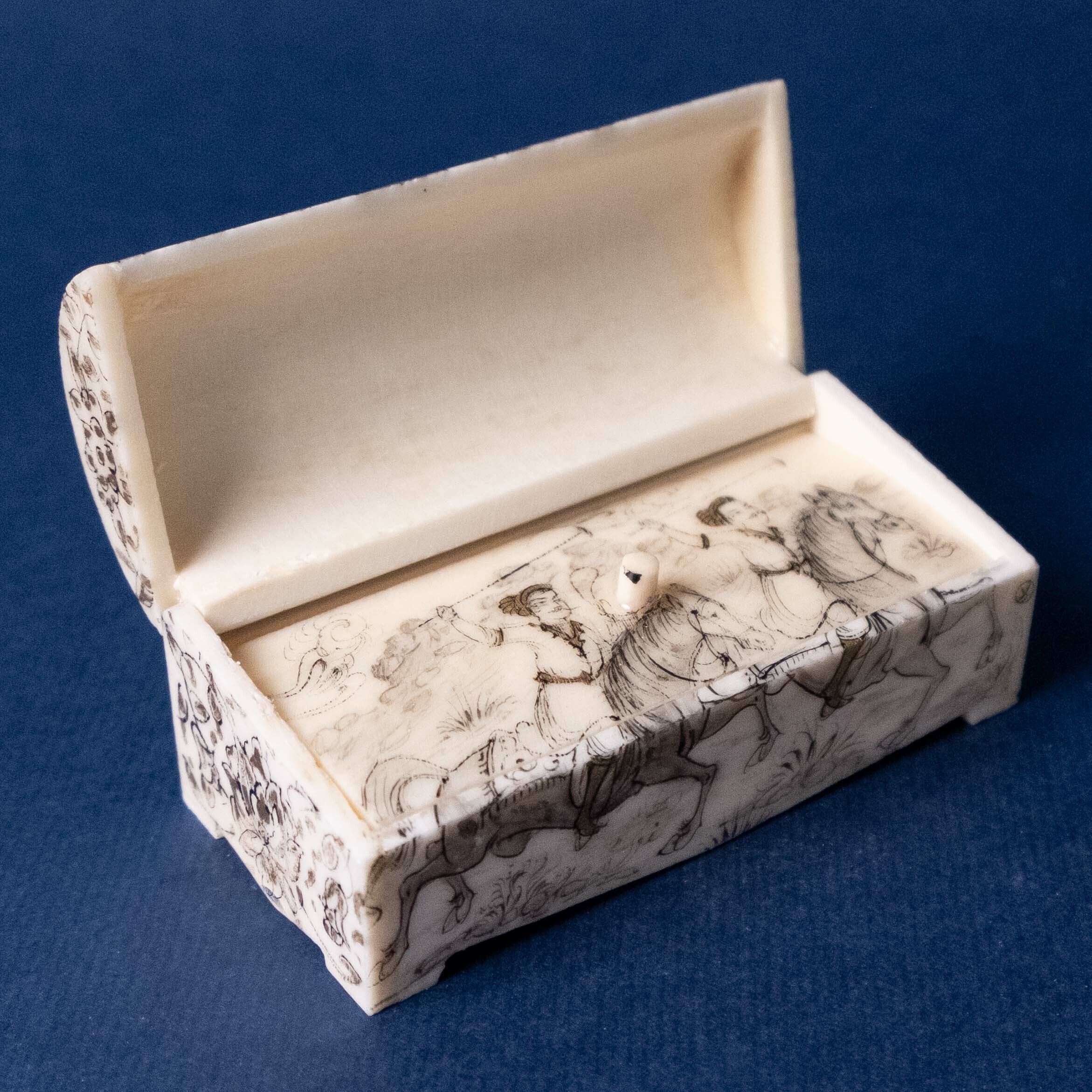 駱駝骨盒玩｜納加代｜伊朗