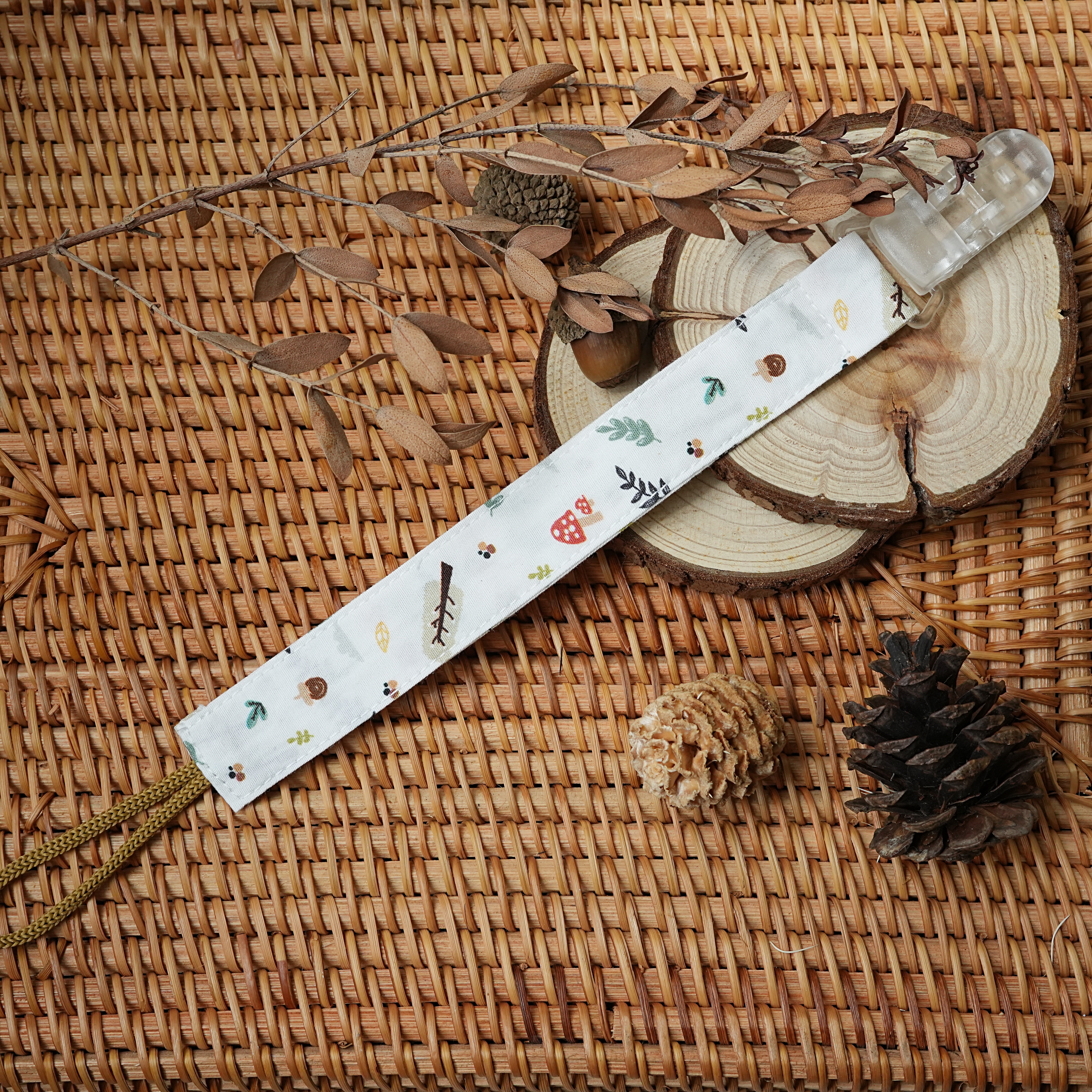 Hi Y.P store-鱷魚夾-獨家設計款森林橡實