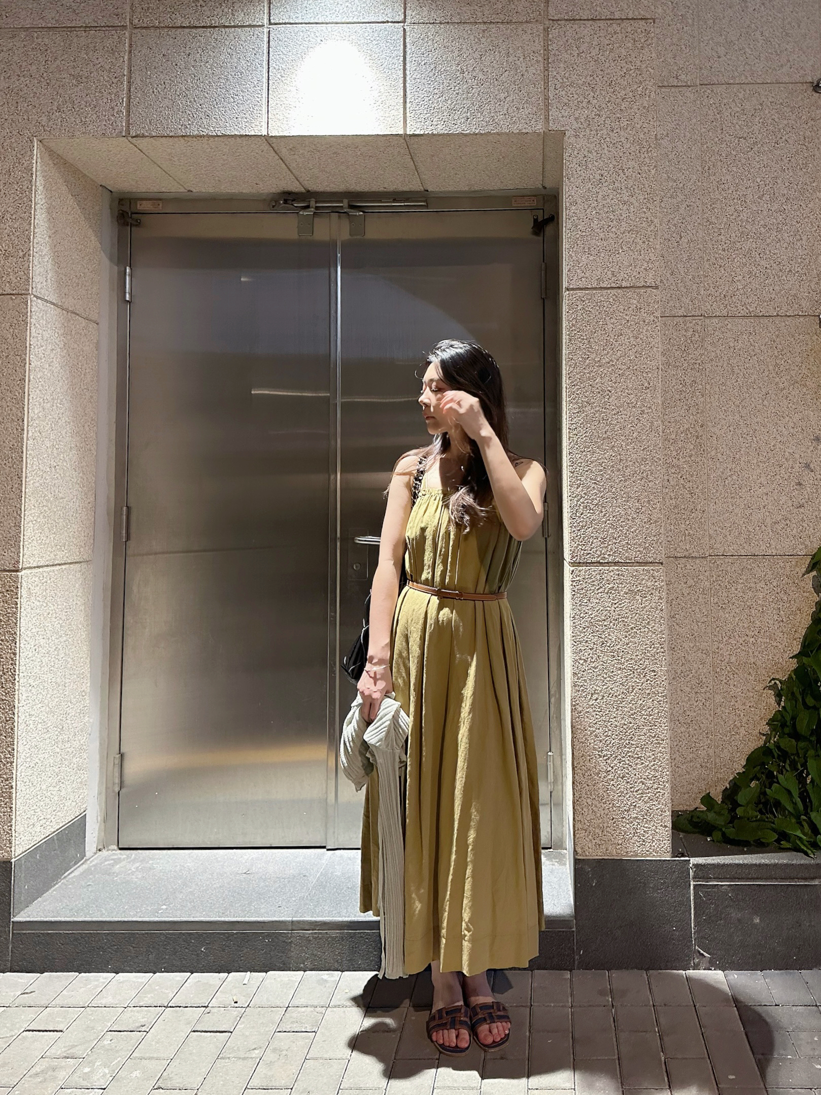 6.24 棉麻吊帶連身裙