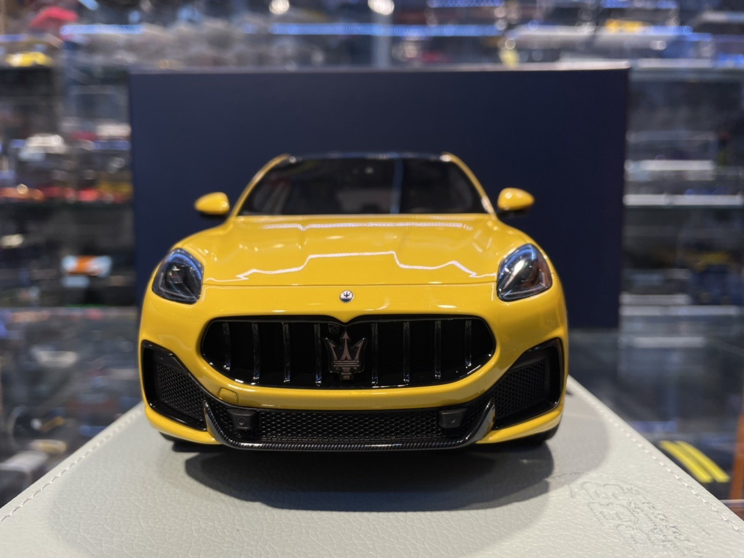 Bbr P18243C 1/18 Maserati Grecale Folgore 2022 Gris Lava 1:18 Limité