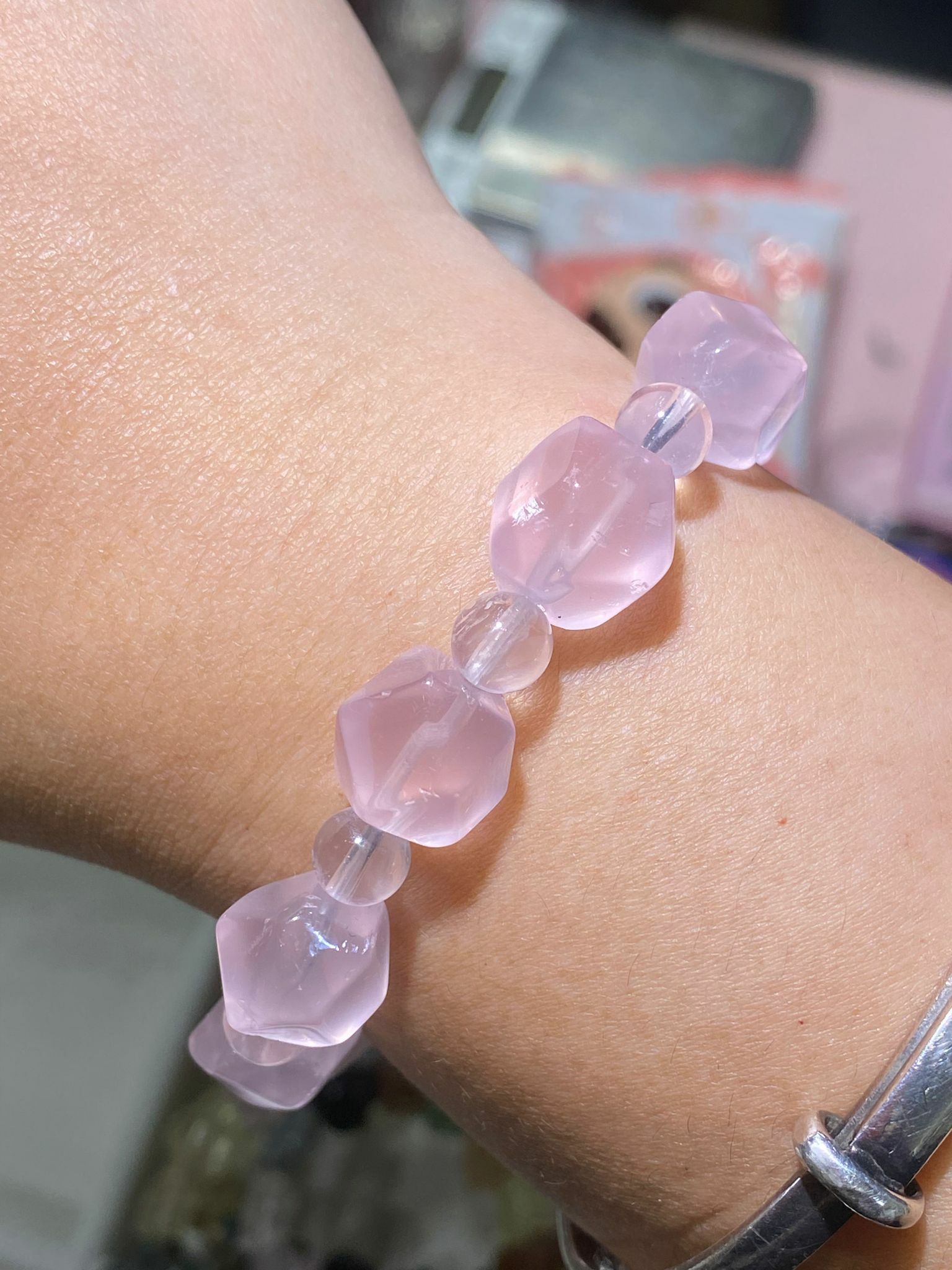 粉晶切割珠手串