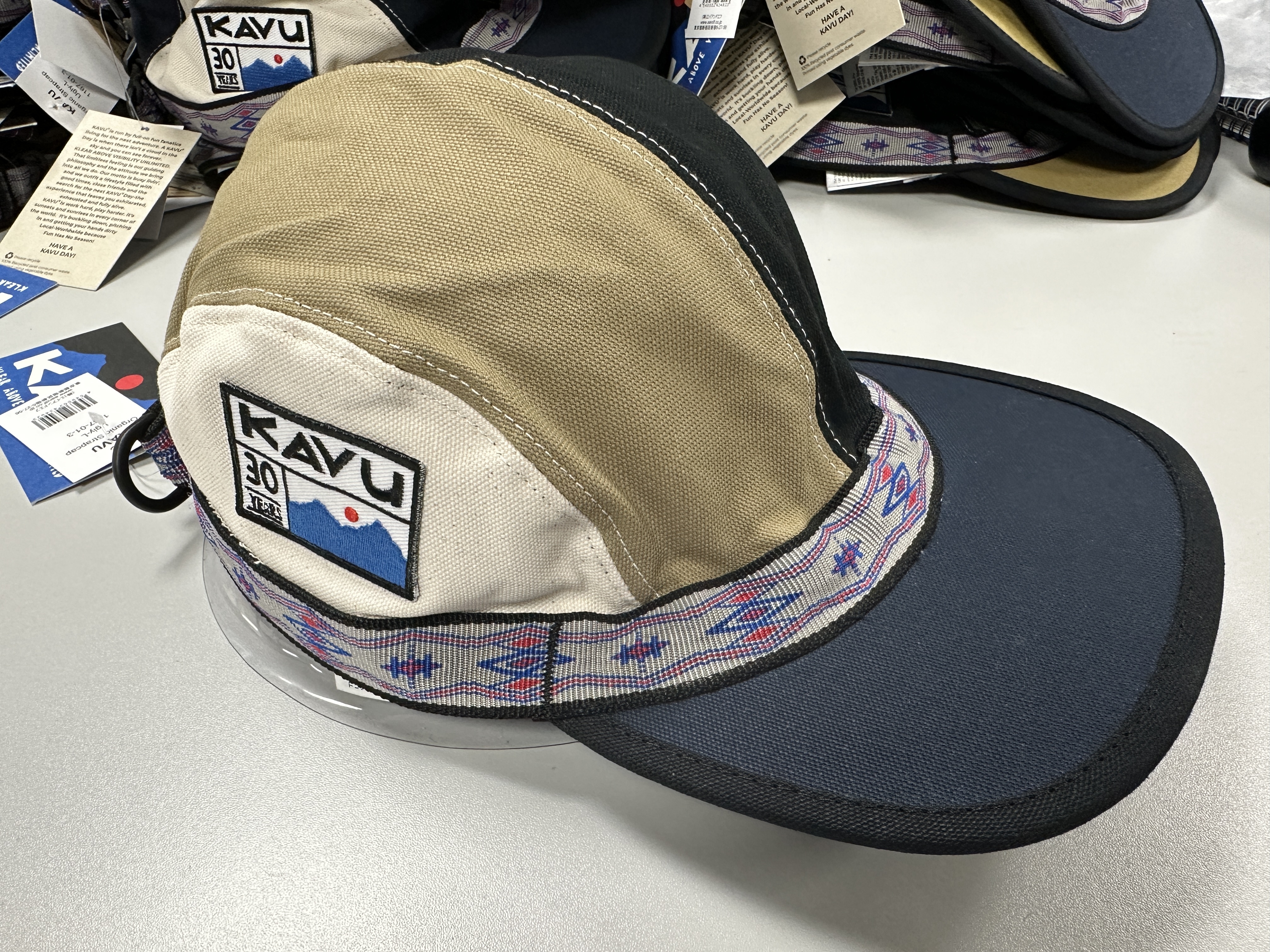 〖 香港限定 〗KAVU Organic Strapcap ( colour : ugly ) #L-19 #美國製造