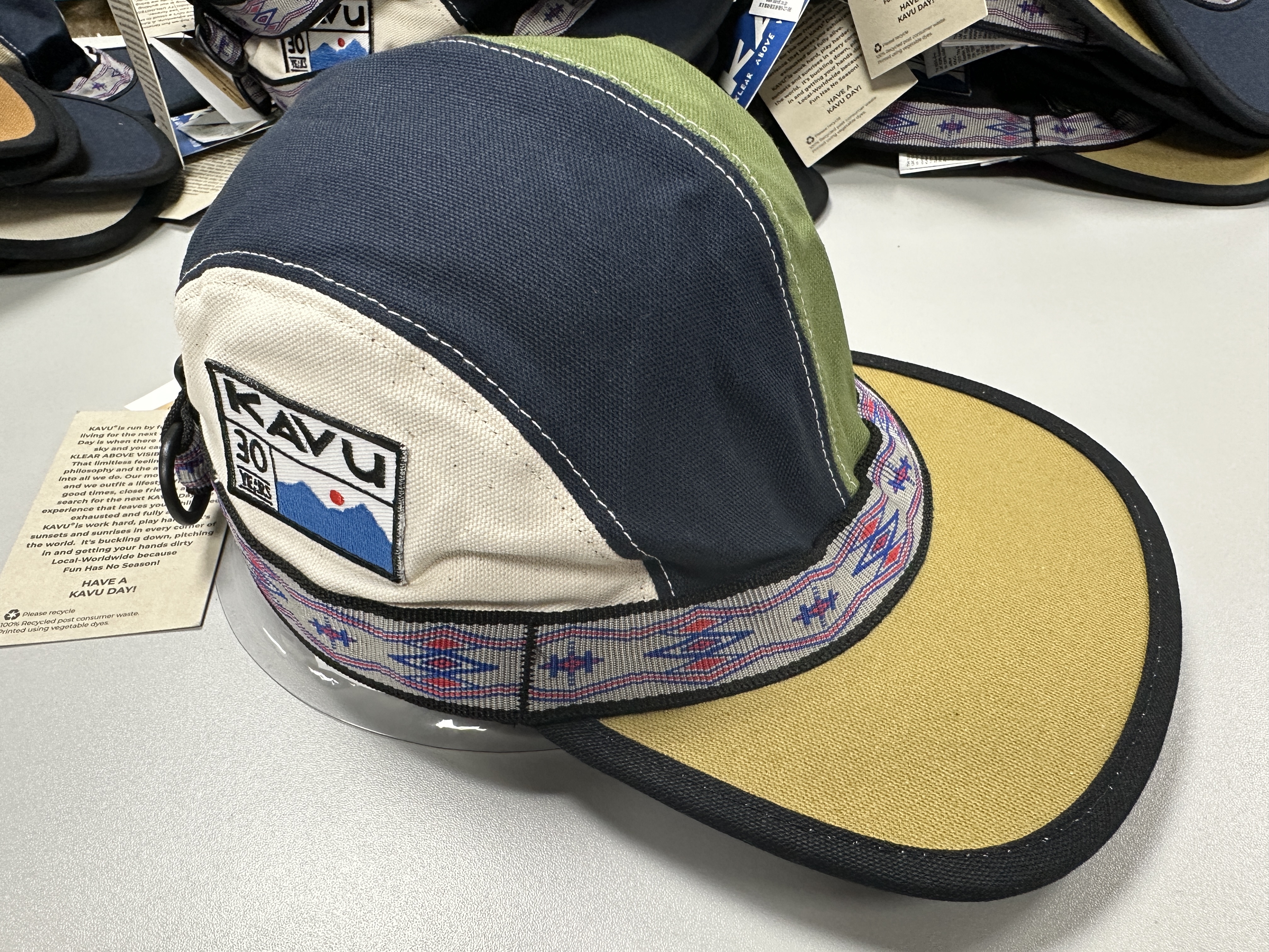 〖 香港限定 〗KAVU Organic Strapcap ( colour : ugly ) #L-22 #美國製造