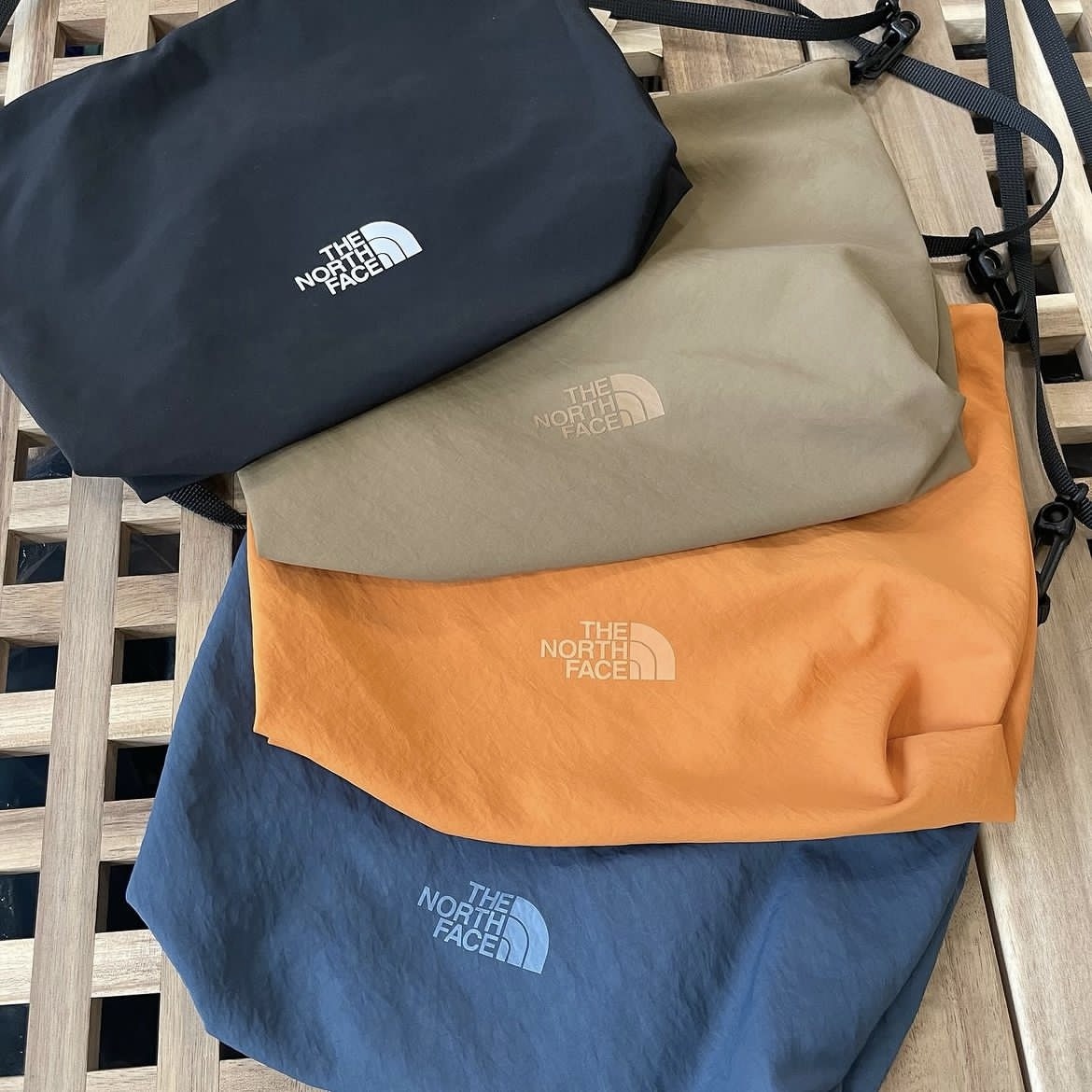 The North Face Urban Light Cross Bag 黑色/卡其色/橙色/深藍色