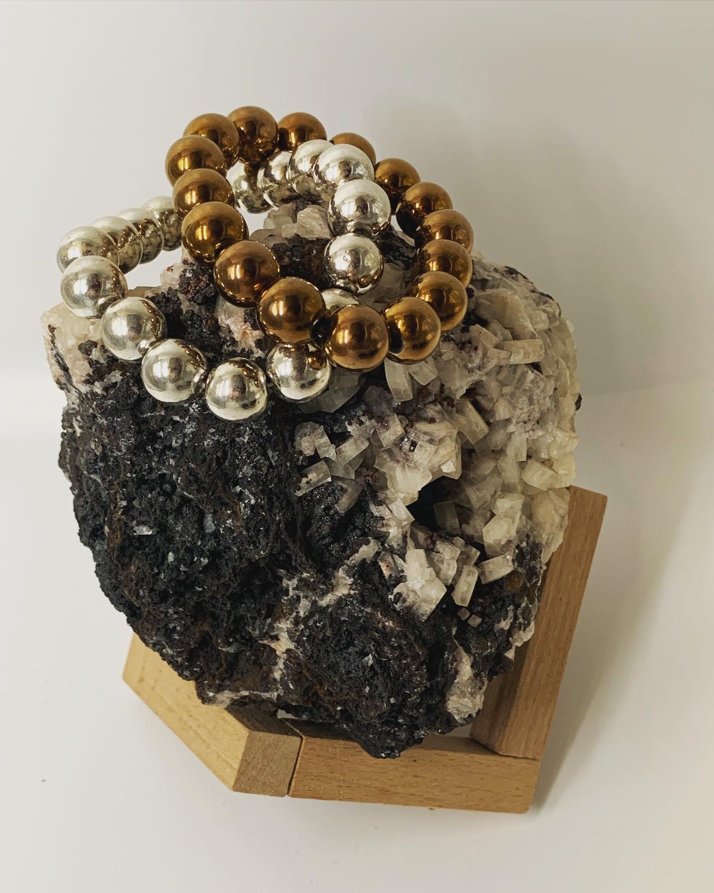 鎳萊 / 力泥 (針鐵礦) 手串珠