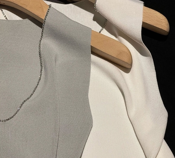 涼感冰絲 鑽飾背心上衣(灰/白/黑)