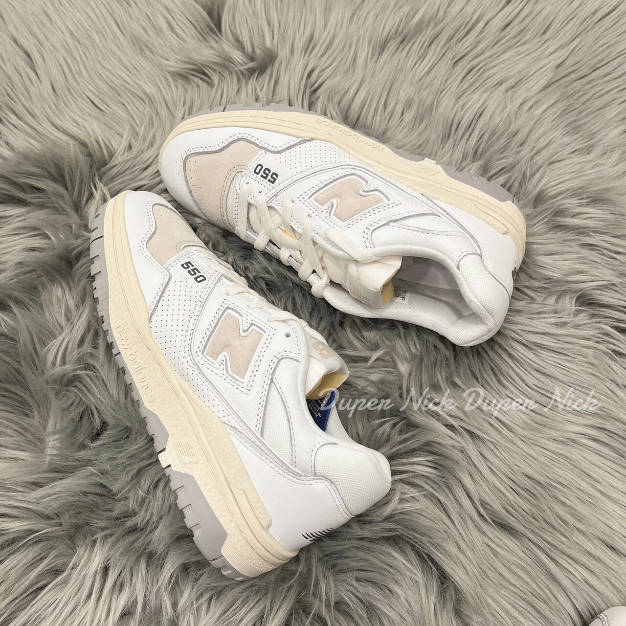 New Balance 550復古鞋 米白色