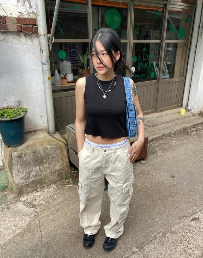 🇰🇷韓國 多口袋 寬鬆 特殊 車線 長褲