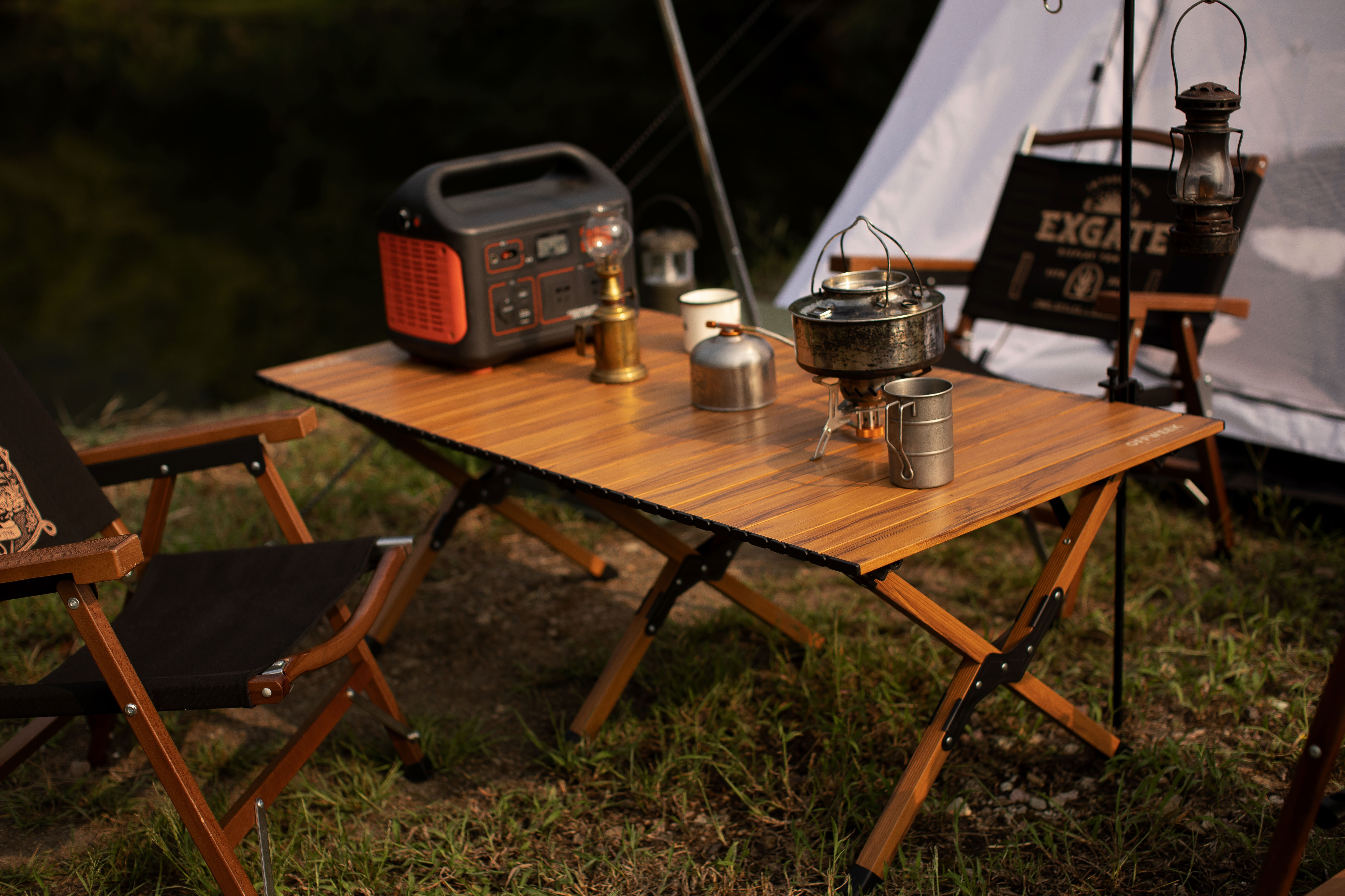 【OFFWEEK】鋁合金木紋蛋捲桌