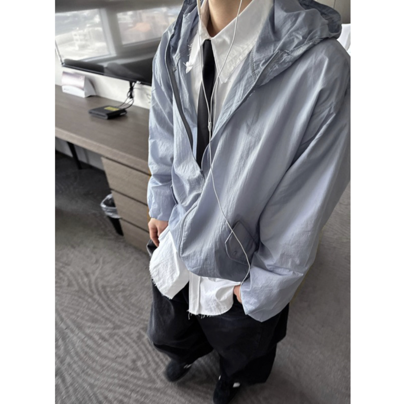 🇰🇷韓國 HOLYINCODE 薄款 連帽 風衣 外套 遮陽 素色