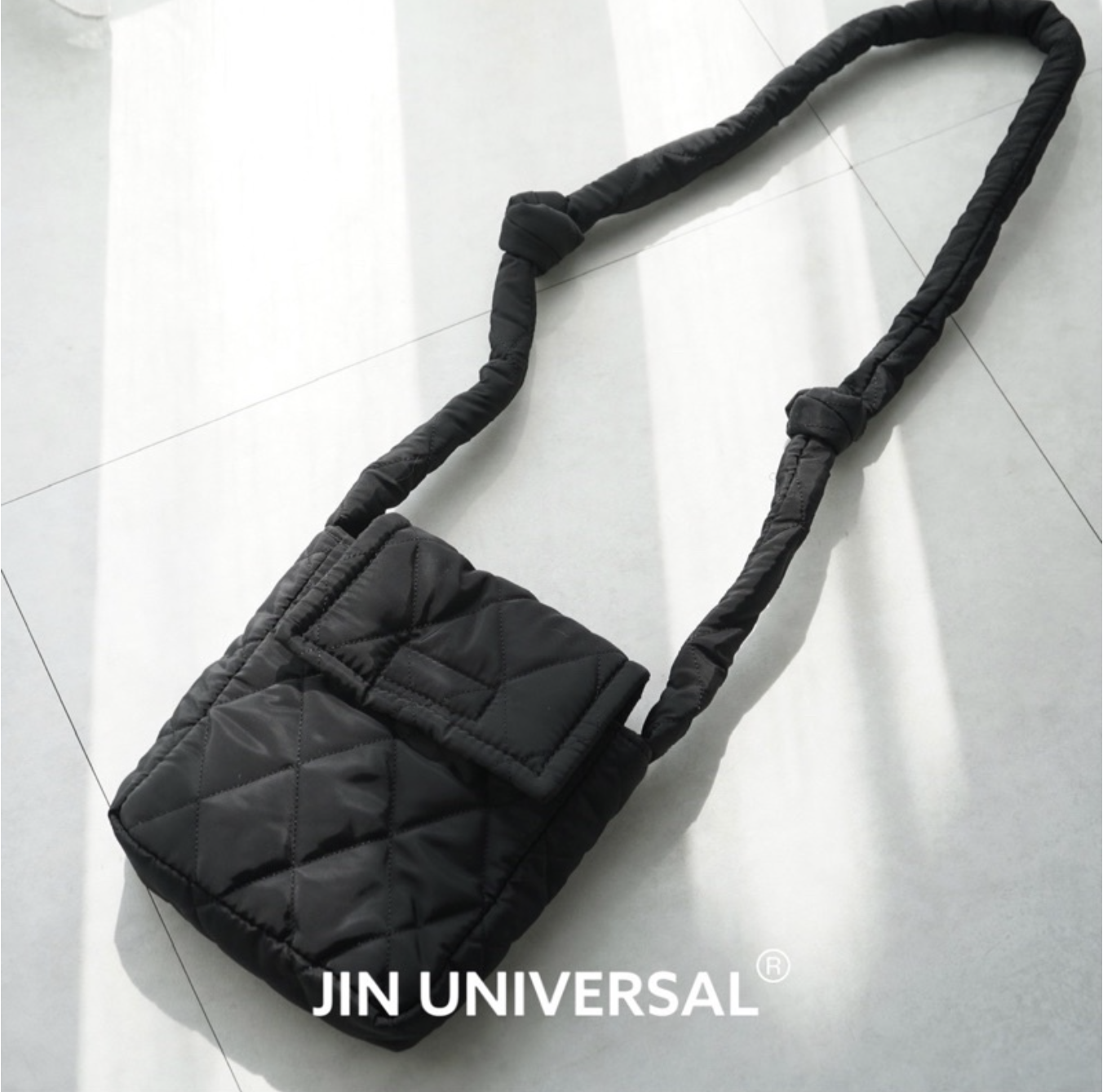 JIN UNIVERSAL 韓國 柔軟菱格紋小包 肩背小包 肩背包 小包