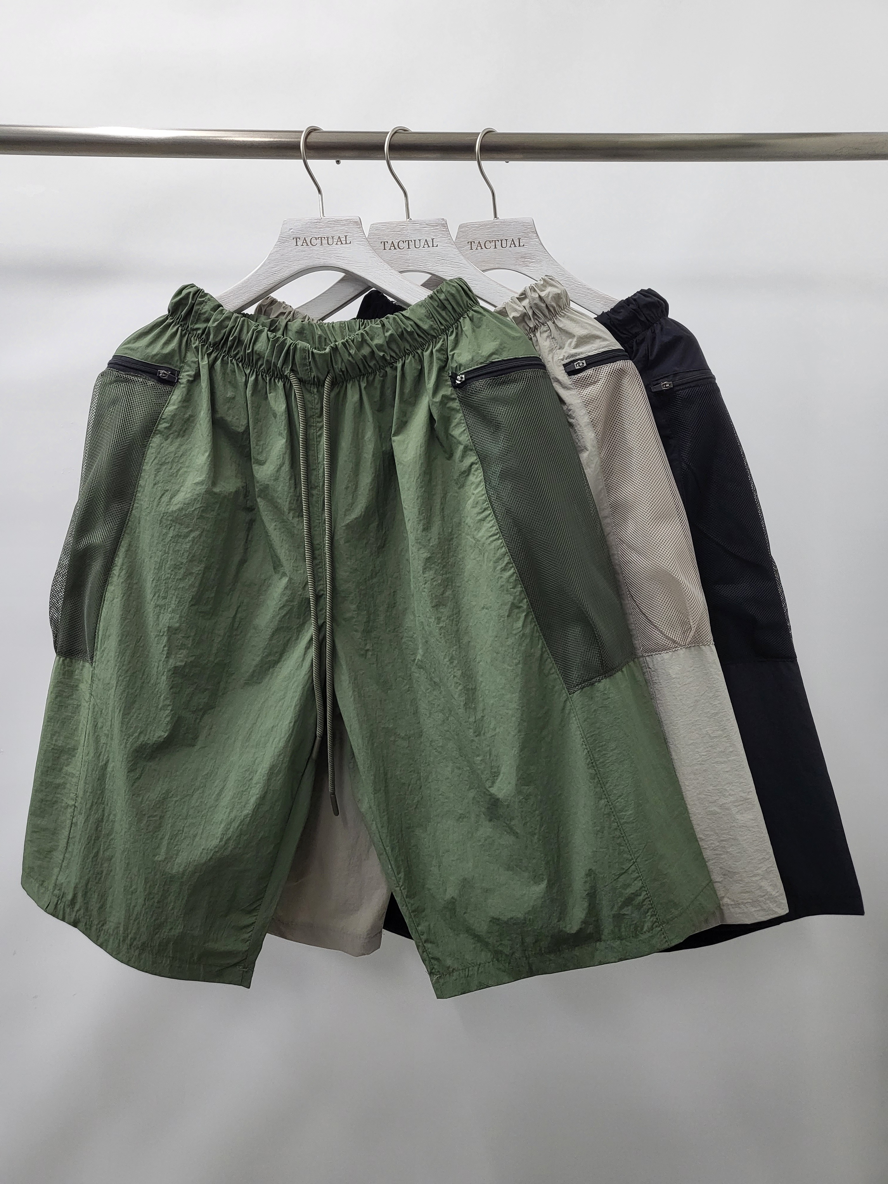 淨色拼網袋短褲 P2532