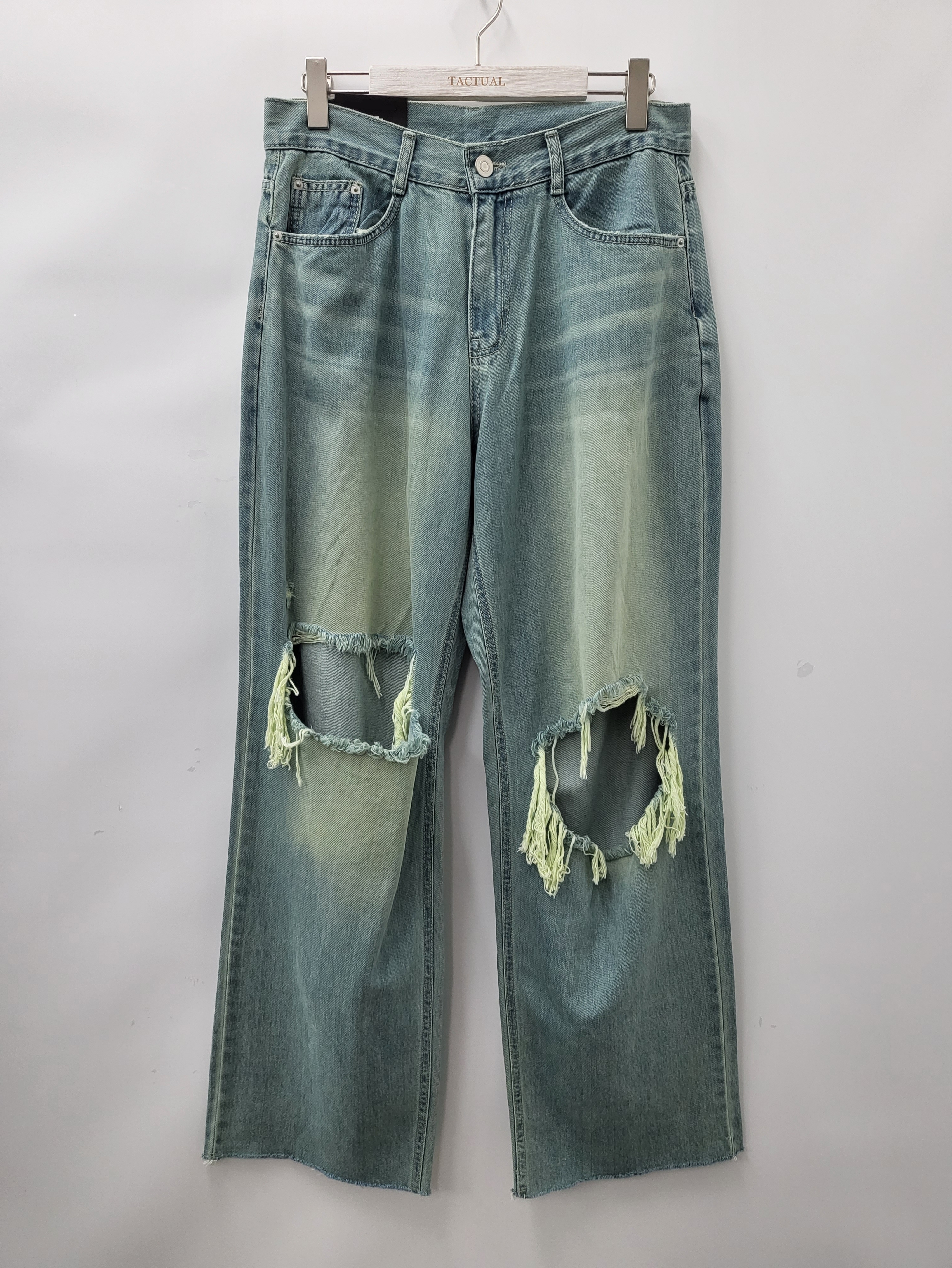 洗水破洞鬆身牛仔褲 J689