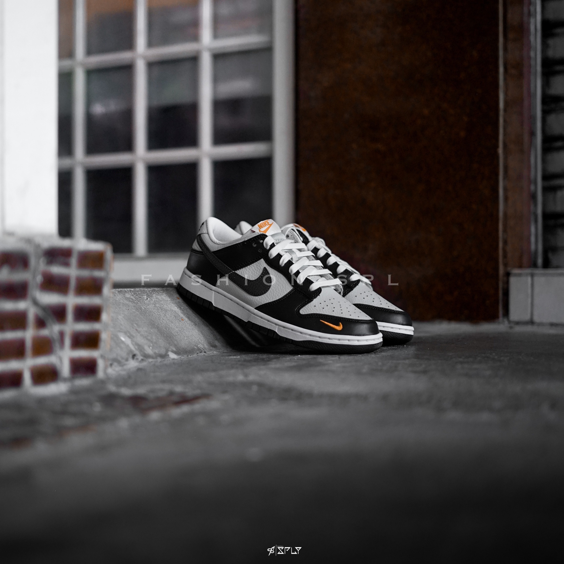 Nike Dunk Low Black Total Orange 灰橘熊貓 FN7808-001