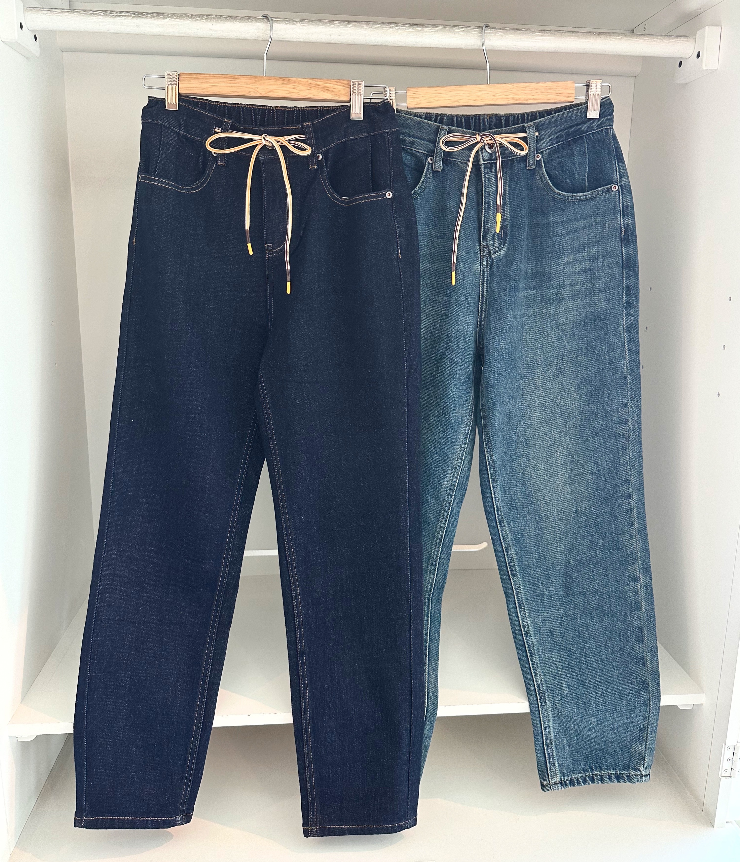 DRAWSTRING BOYFRIEND JEANS