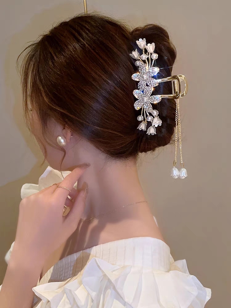 Floral Rhinestone Tassel Metal Hair Claw