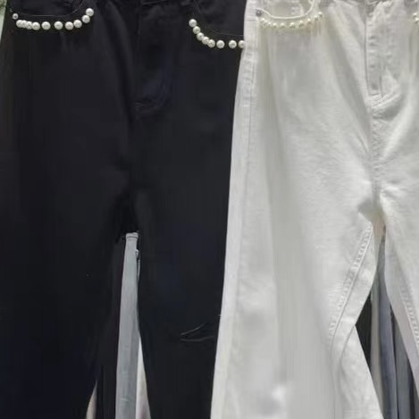 PT23S0811 白色珠珠直身牛仔褲