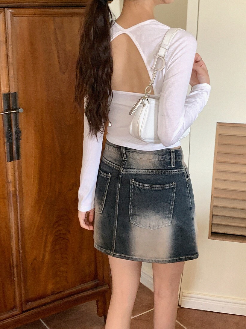 韓國Dejou授權 性感酷帥風後背挖空修身款素T