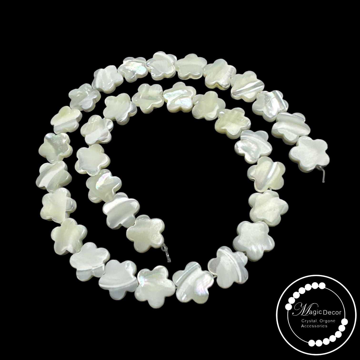 251108-C70 白貝母梅花珠半製成品1條