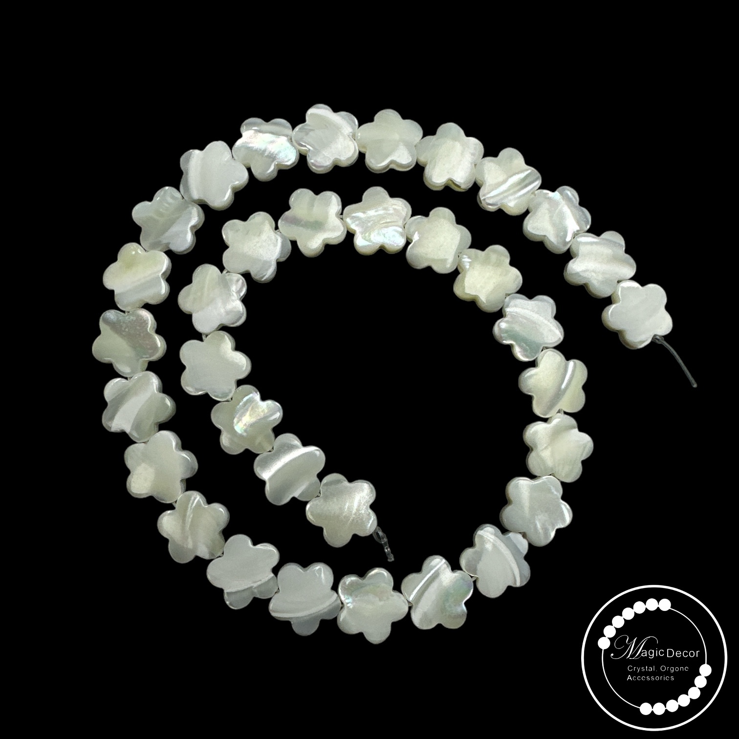 251108-C70 白貝母梅花珠半製成品1條