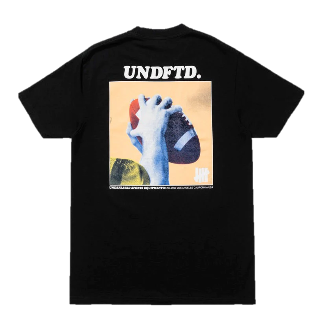 UNDEFEATED QUARTERBACK TEE