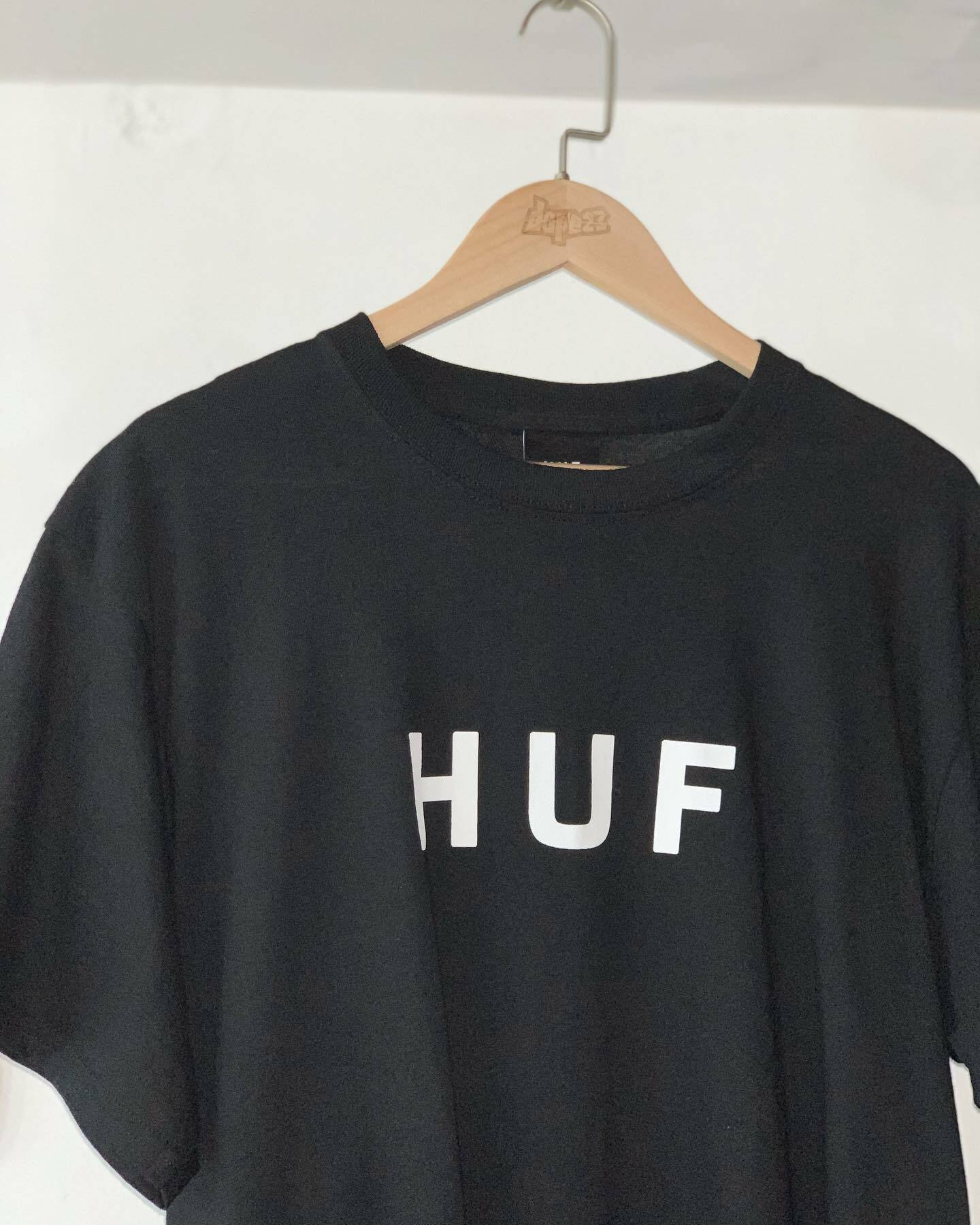 Huf Essentials OG Logo S/S T-Shirt black