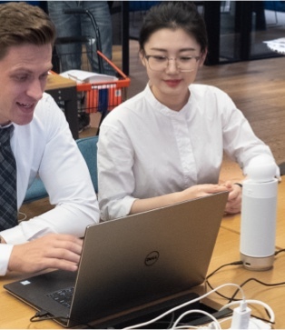 Kandao Ultra-Wide 180° Standalone Video Conference Camera