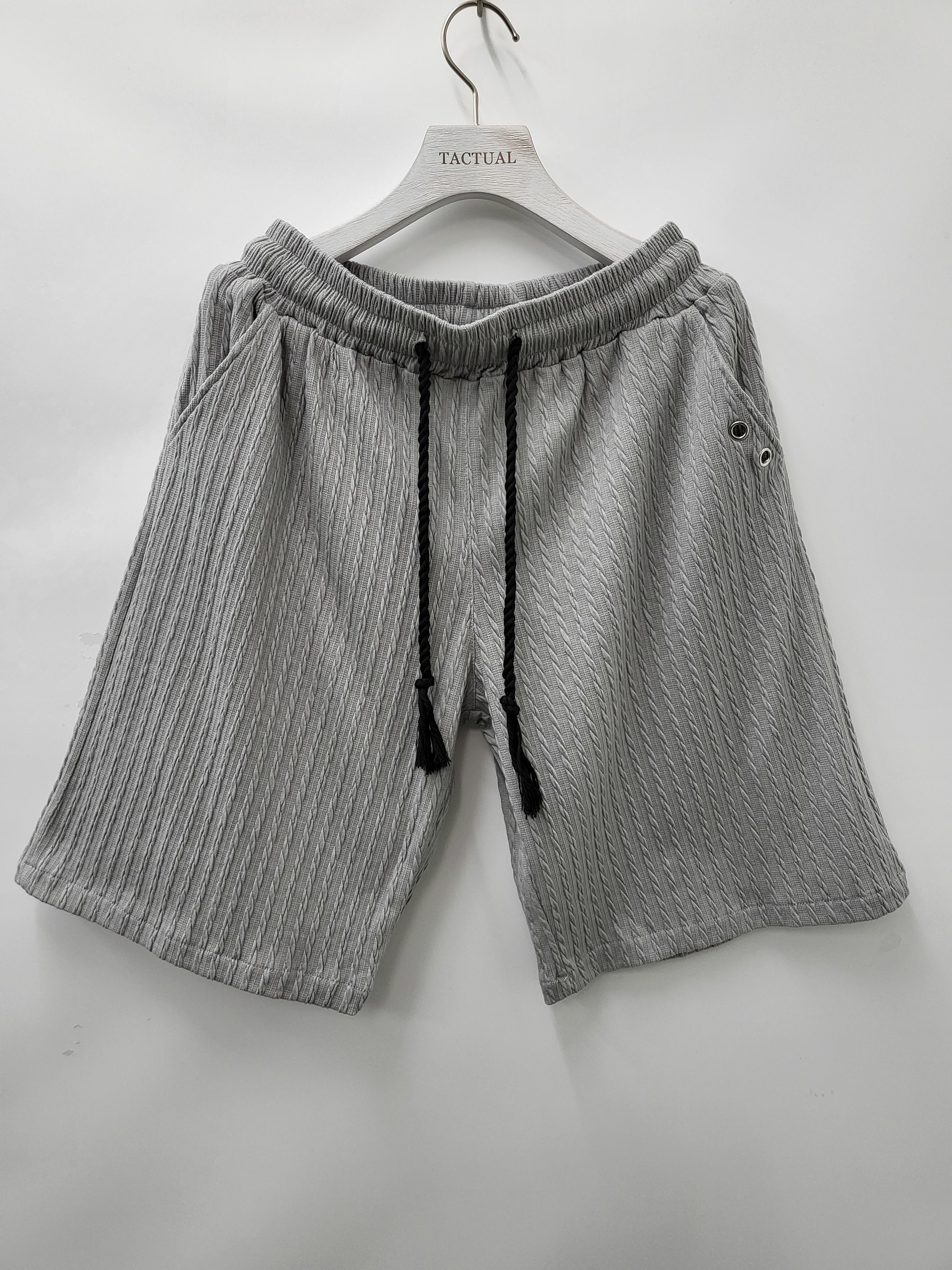 淨色暗條紋短褲 P2552