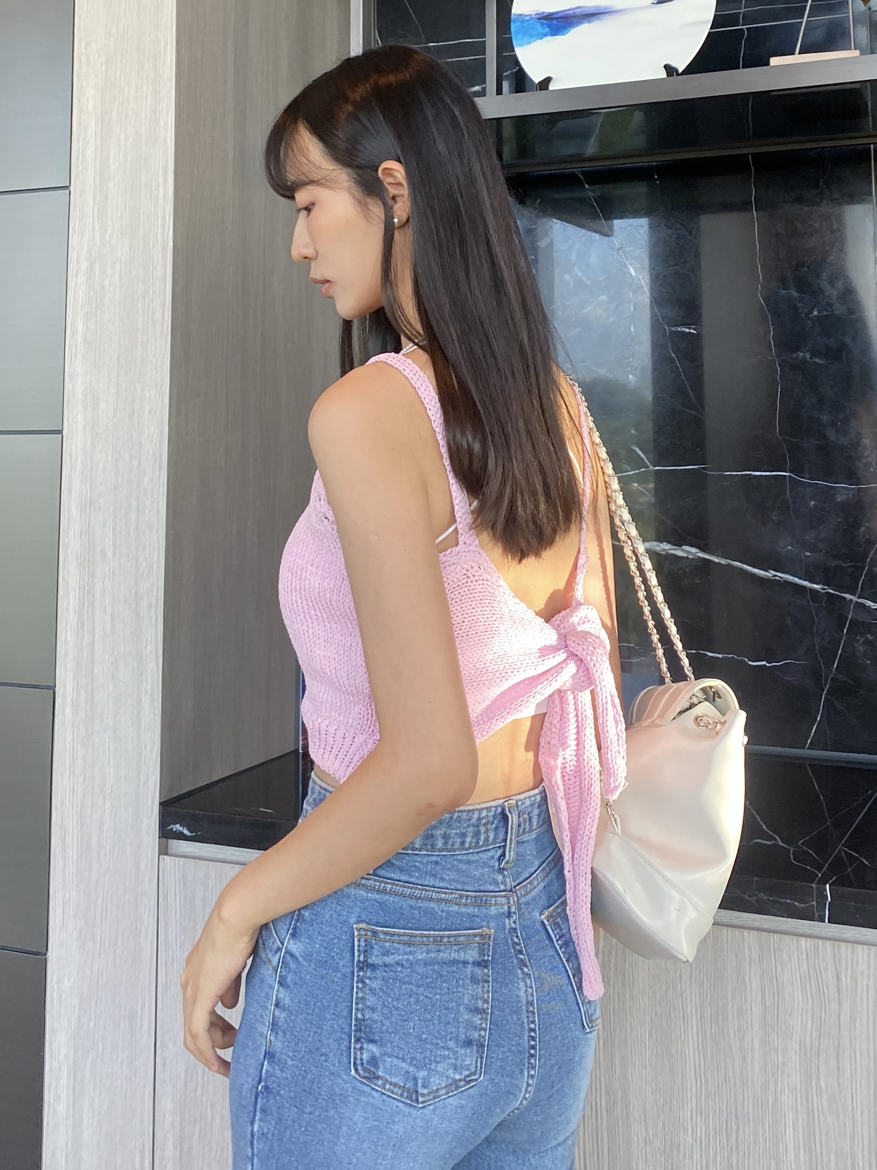 (現貨) 針織V領吊帶露背背心 T8101 (黑)