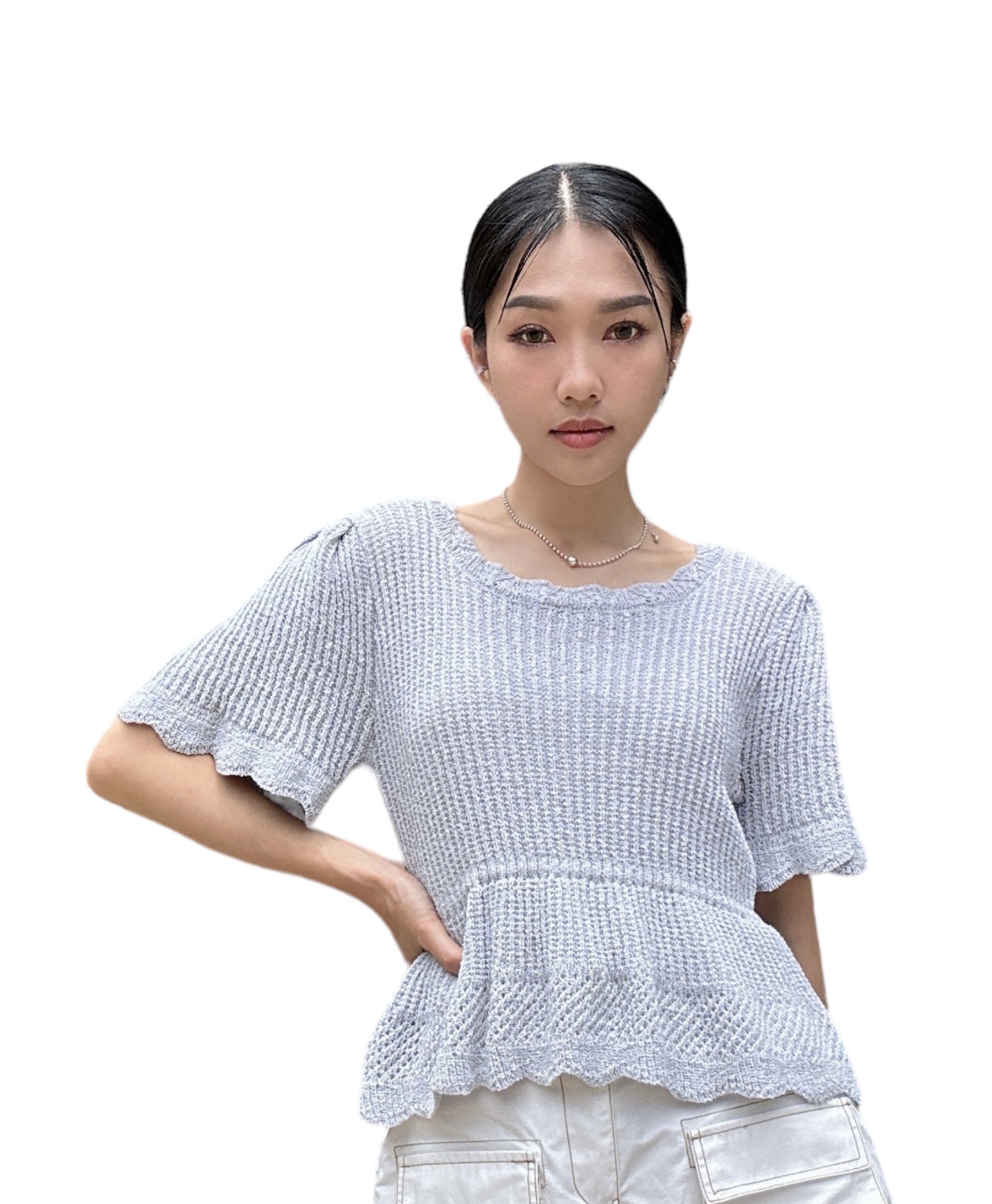 喇叭袖修腰針織上衣（現貨款式）