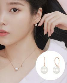 J.estina OH YOUNG Earrings