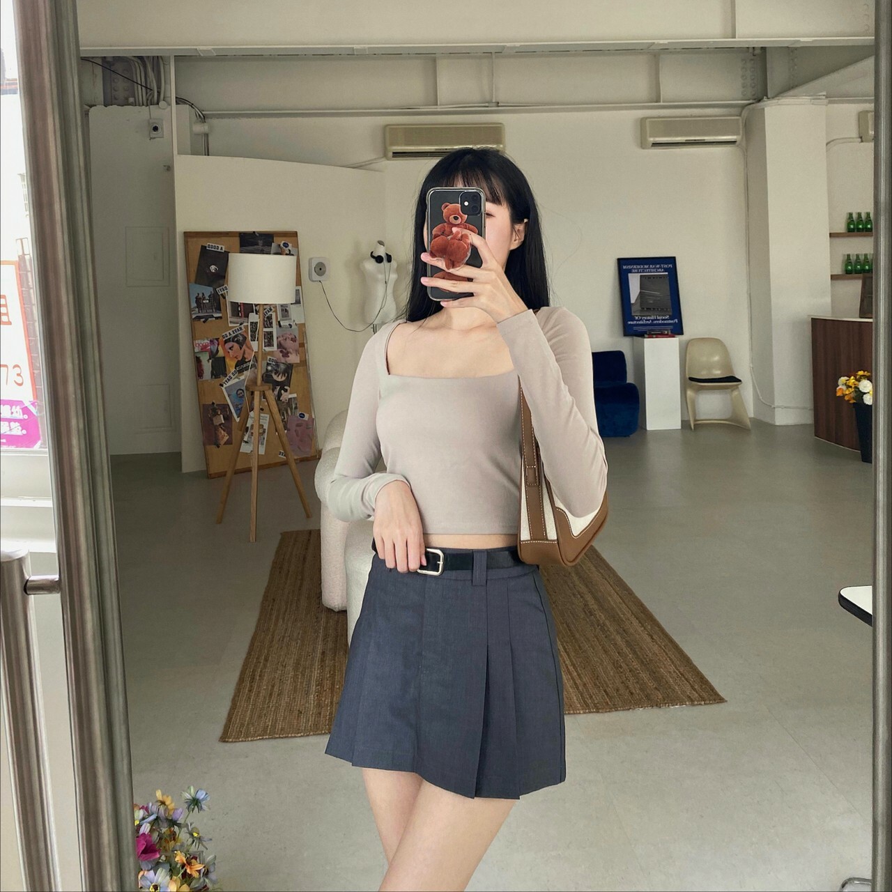 歐美學院風皮帶壓摺短裙