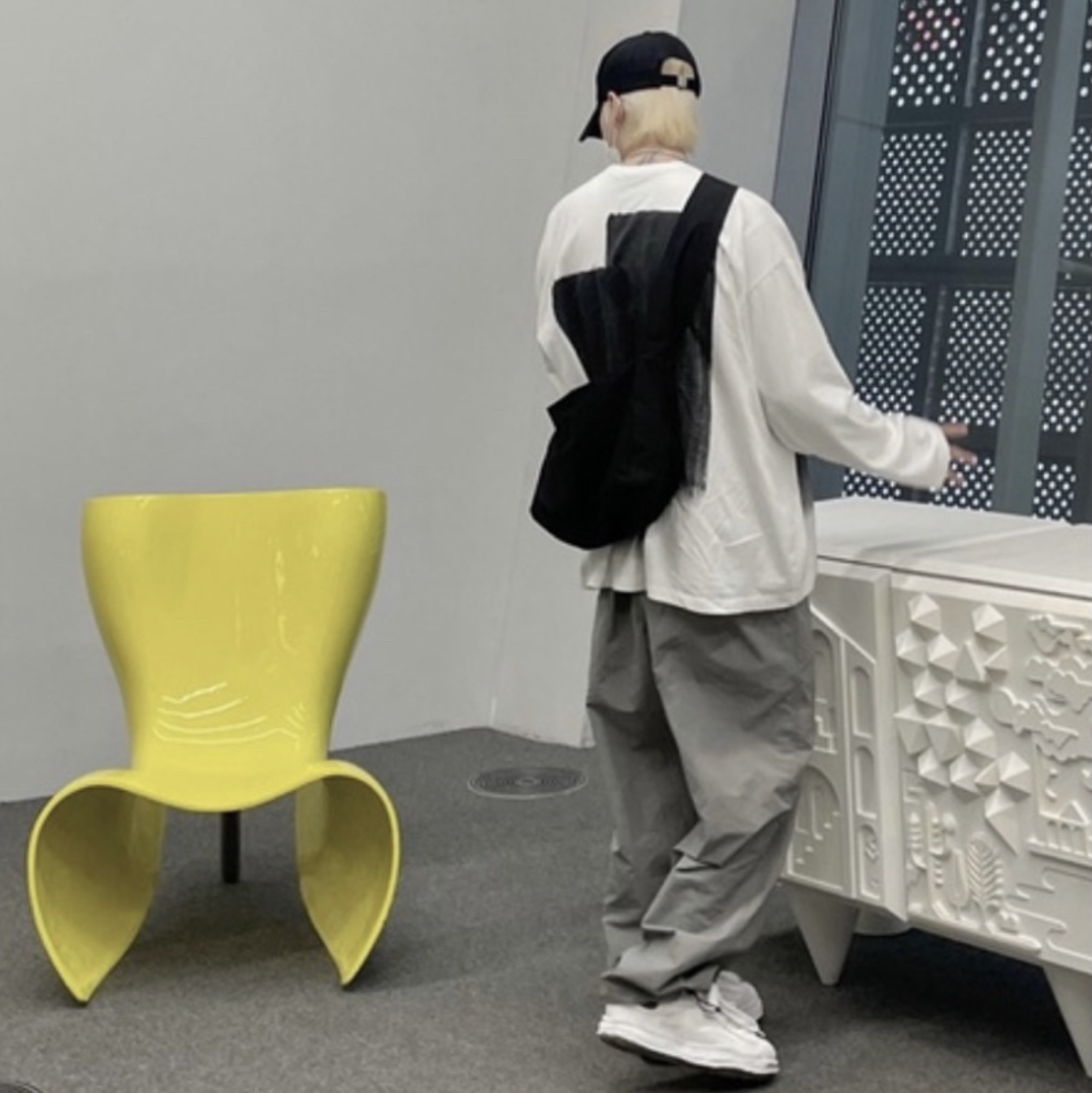 🇰🇷韓國 HOLYINCODE （SALE) 尼龍 基本款 防風 調節 長褲 休閒褲