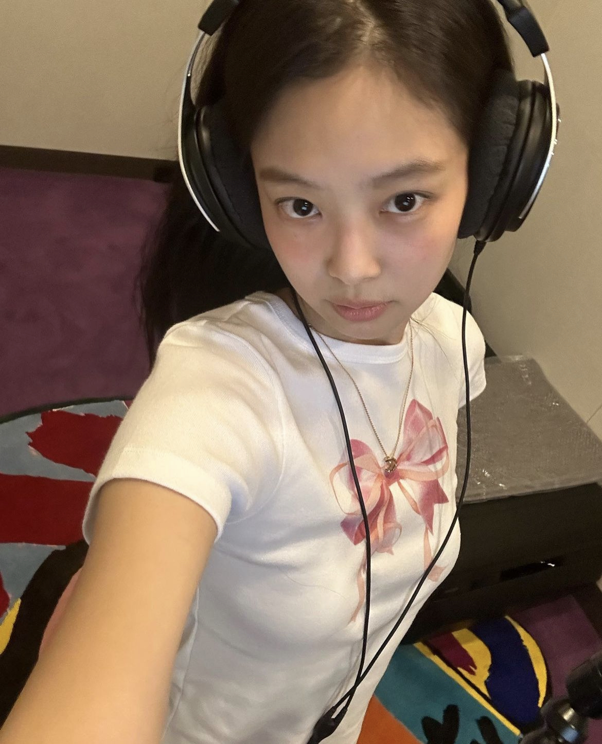 [JENNIE同款] ronron -DOUBLE RIBBON SLIM CROP T SHIRT WHITE PINK