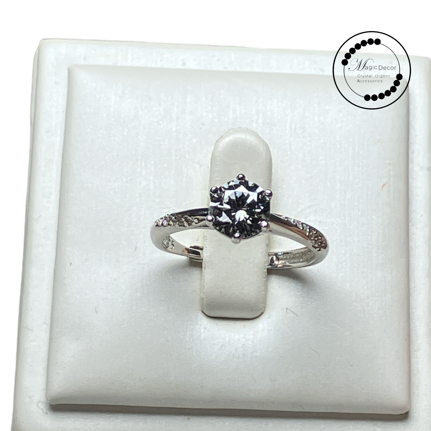 0807-d55 1卡灰鑽簡約排鑽戒指