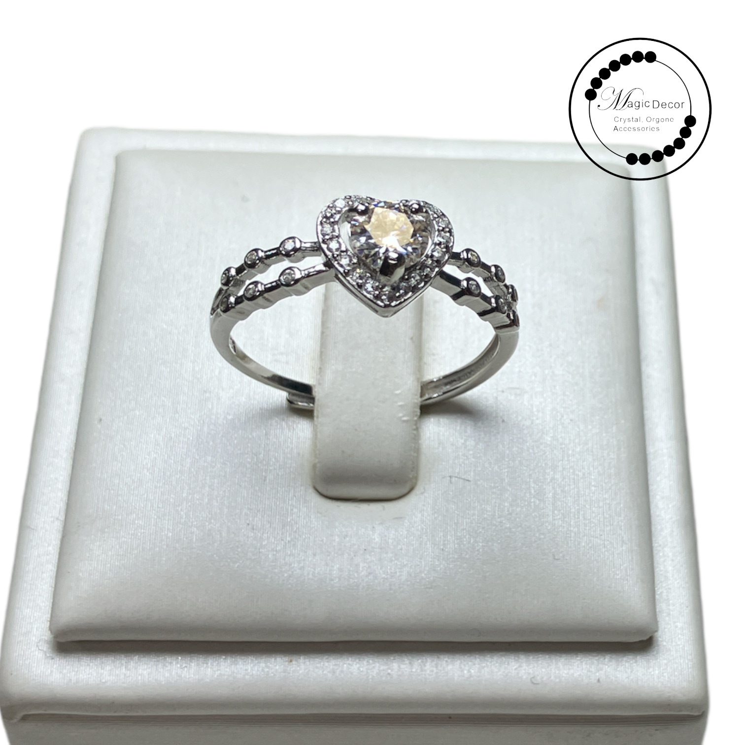 0807（孤品）0.5卡莫桑幼邊愛心款戒指