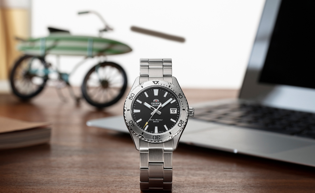 萬年鐘錶 - 東方錶  ORIENT  黑色面盤機械水鬼潛水錶   RA-AC0Q01B 錶徑: 39.9mm