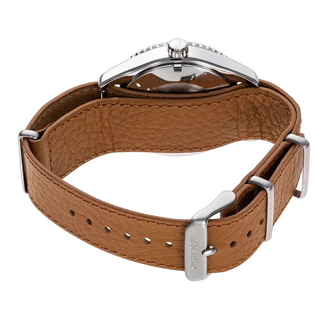 萬年鐘錶 - 東方錶  ORIENT  皮革錶款機械水鬼潛水錶   RA-AC0Q05P 錶徑: 39.9mm