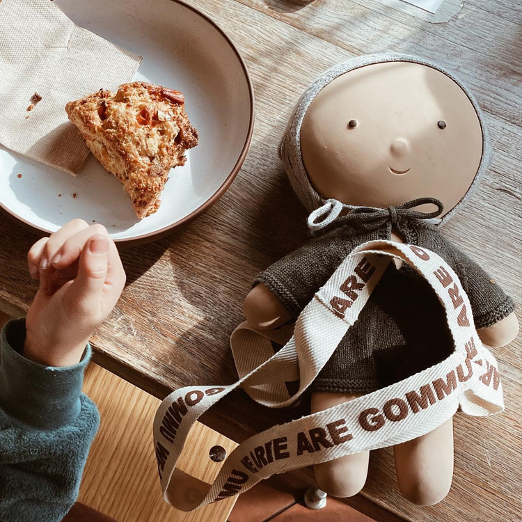 西班牙WE ARE GOMMU 背帶-奶油色