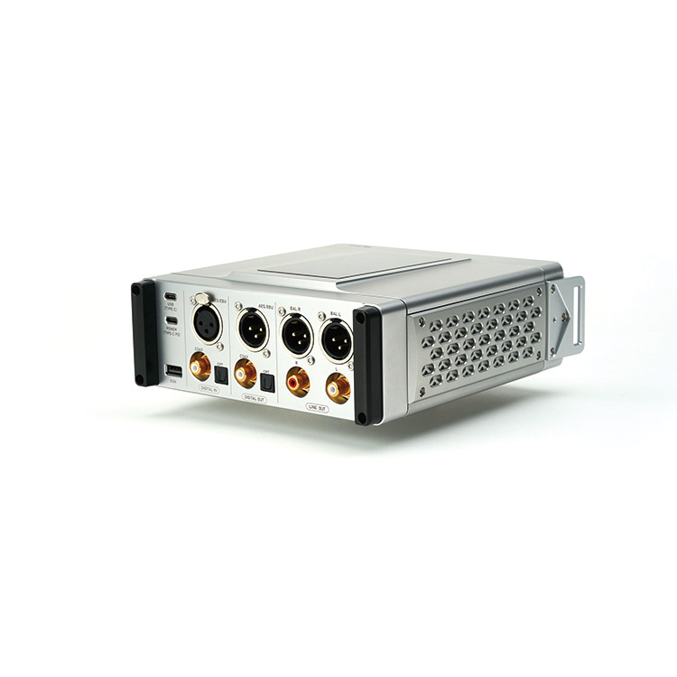 Lotoo Mjölnir High-End All-In-One Portable Audio System