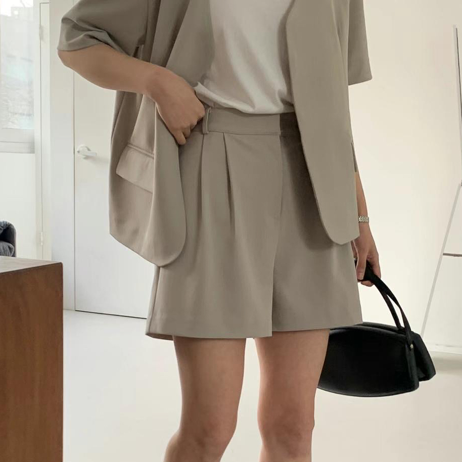 後鬆緊滑順西料短褲